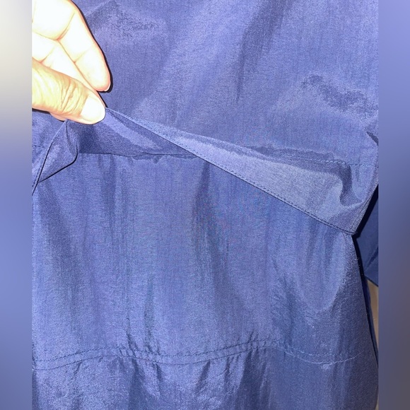 Totes women’s rain coat, size M, navy blue with cherry print - Picture 7 of 8